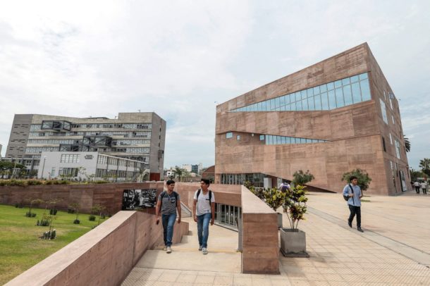Pontificia Universidad Católica del Perú – PUCP – campus