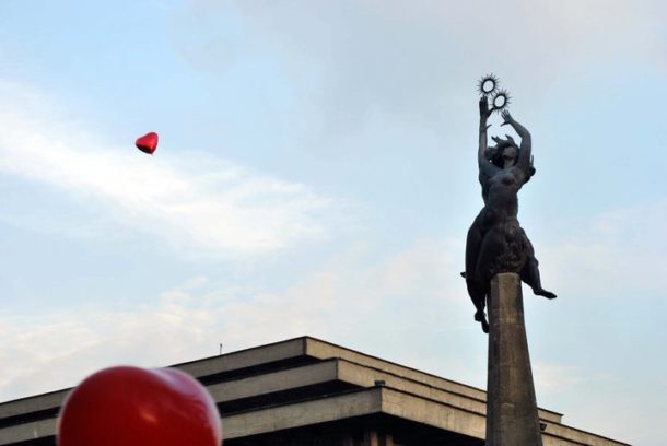 188690_10150110332057903_4871310_n