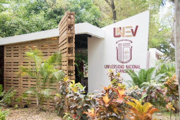 Universidad Nacional Evangélica – UNEV – campus