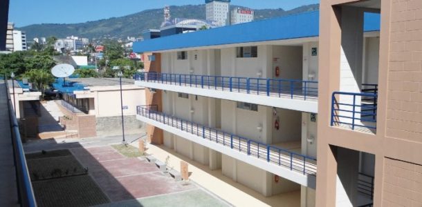 Universidad Francisco Gavidia – UFG – campus