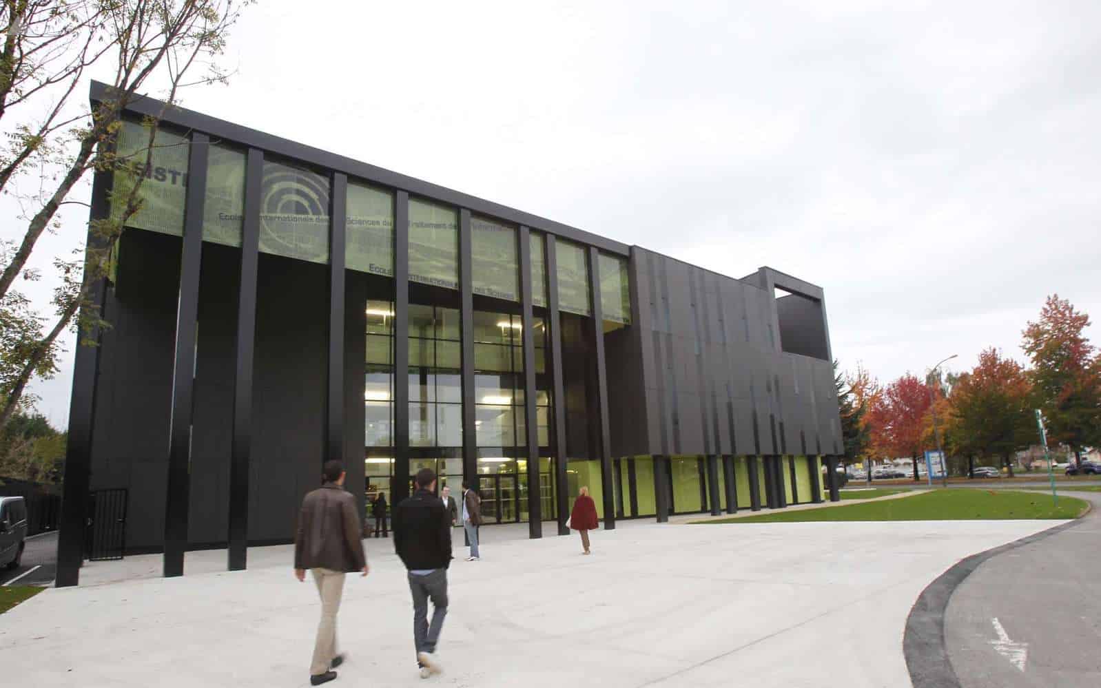 EISTI Graduate Engineering School campus