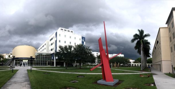 FloridaInternationalUniversity-campus