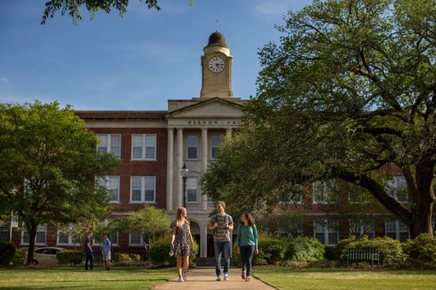 MississippiCollege-campus