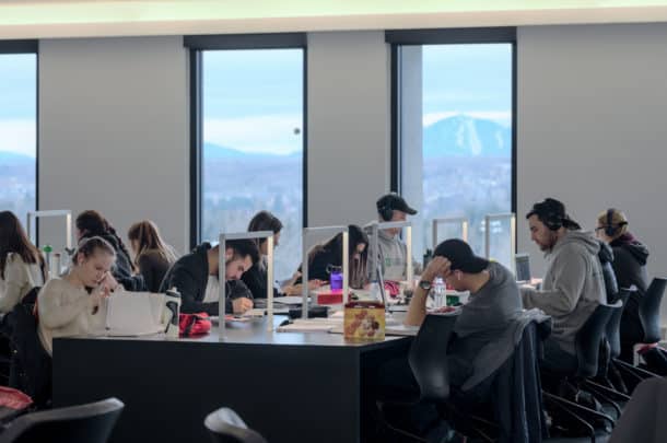 UniversitédeSherbrooke-campus