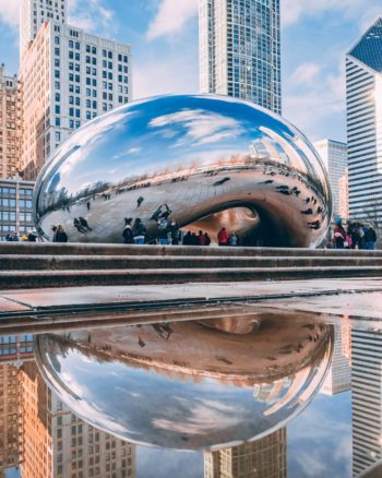The Pros and Cons of Studying in Chicago