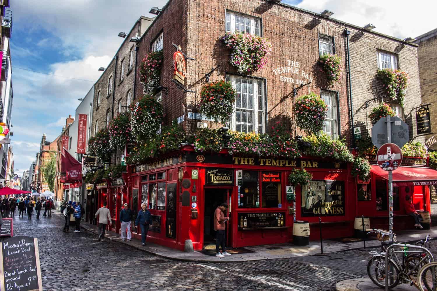 7 Reasons to Study in Ireland