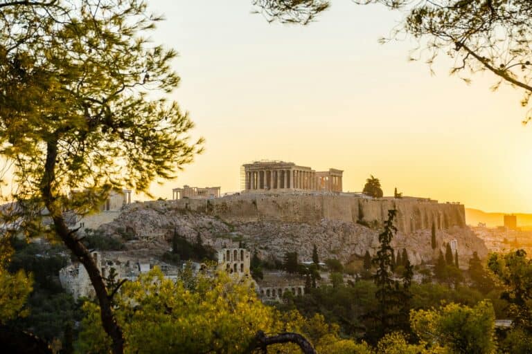 Reasons to Study in Greece